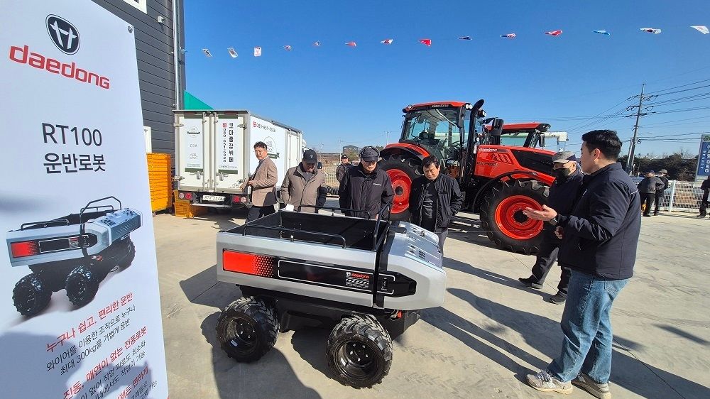 Kioti a déjà montré son intérêt pour la robotique agricole en dévoilant un prototype de transporteur autonome.